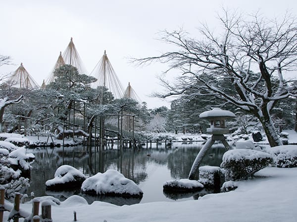 Take a Break From The Snow - 5 Sites in Japan that Cannot Be Missed.